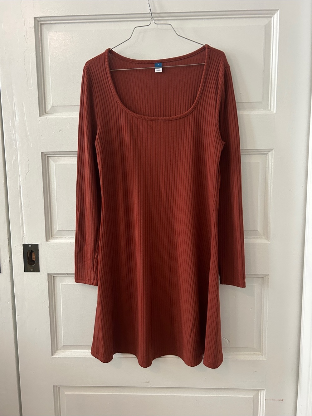 Old Navy Ribbed Long Sleeve Dress in Rust Brown